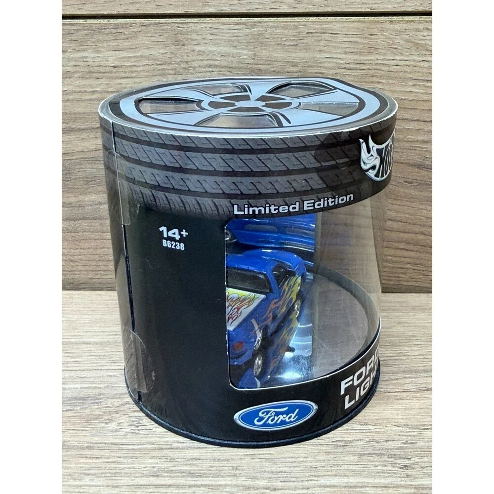 Hot Wheels Ford F-150 Lightning Pickup Oil Can Truck Series 1/15000 Blue 2003